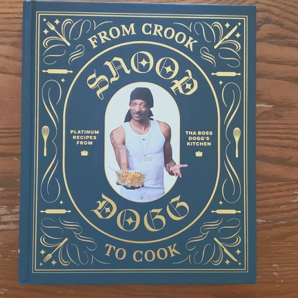 Snoop Dogg Cook Book - Picture 1 of 9